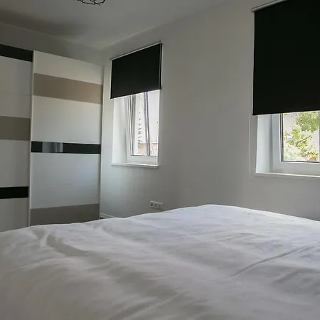 公寓 Lubja 派尔努